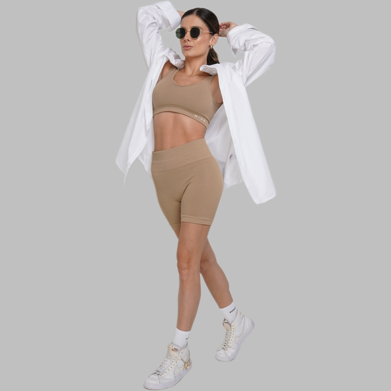 Short Aura